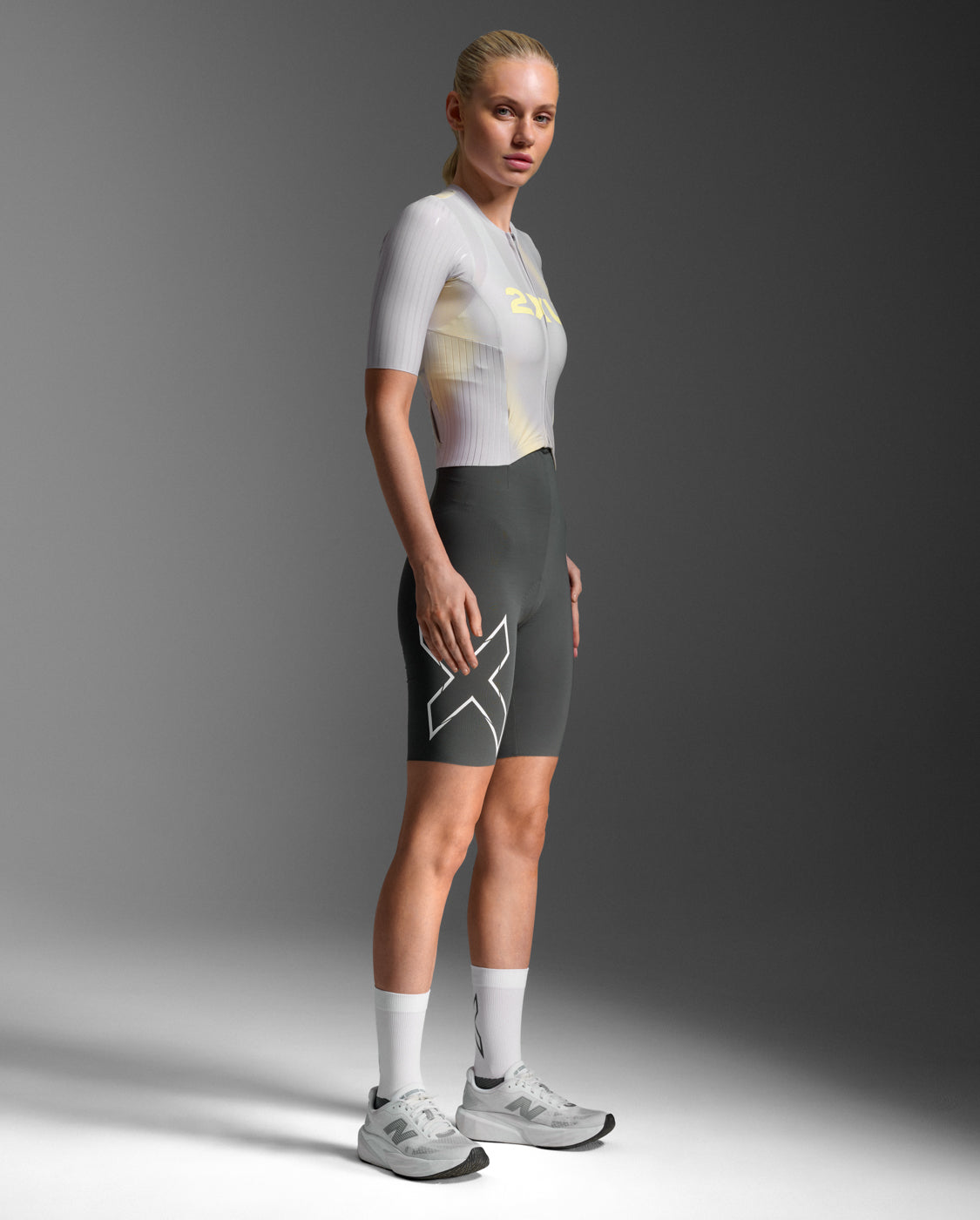 Light Speed React Sleeved Trisuit 女士 輕盈奔馳進階選手實戰有袖連體三鐵衣|檸檬黃/深灰藍