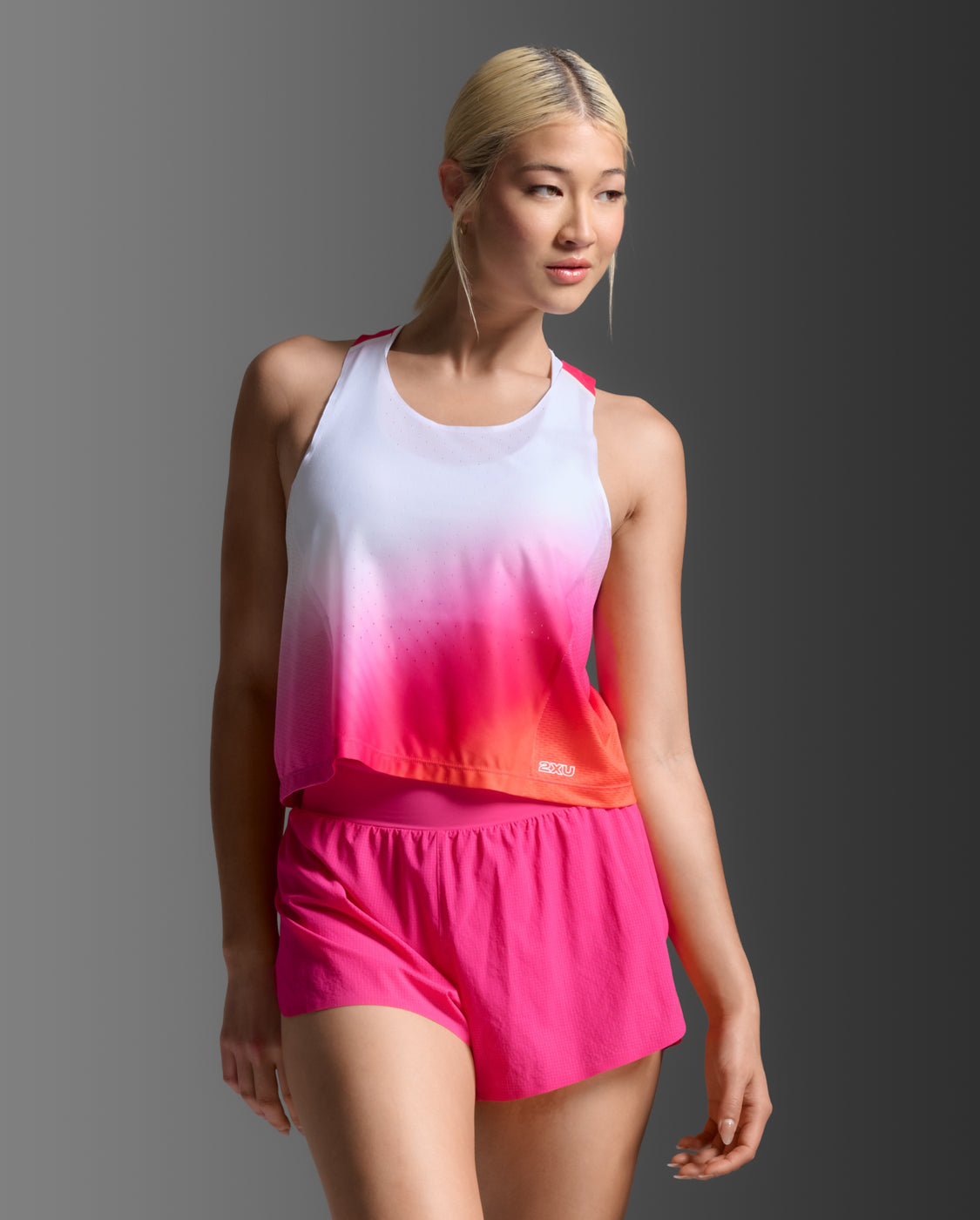 W Light Speed React Crop Singlet 女士 輕盈奔馳進階快乾排汗短版運動背心|漸層粉