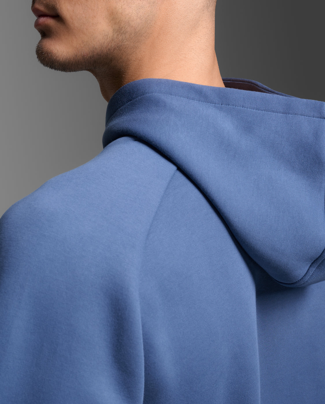 M Motion Smooth Spacer Hoodie 男士 挑戰者輕盈速乾排汗保暖連帽上衣|藍