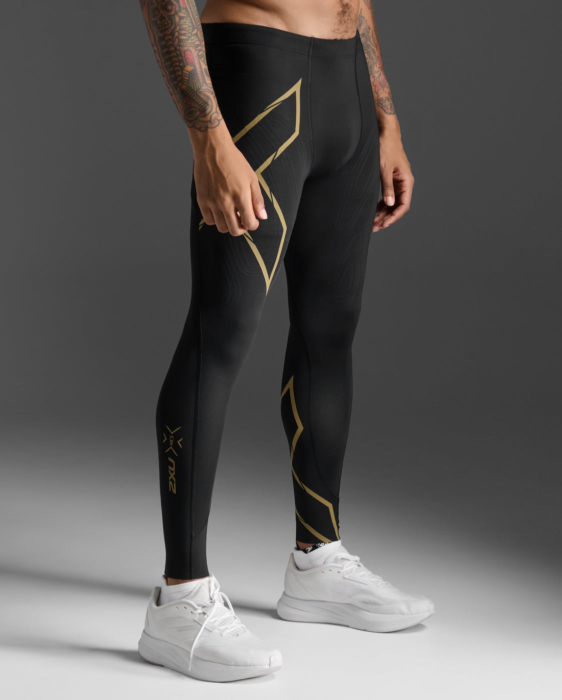 M Light Speed Compression Tights_男士 全長手機口袋輕盈奔馳MCS壓縮褲 | 黑/金