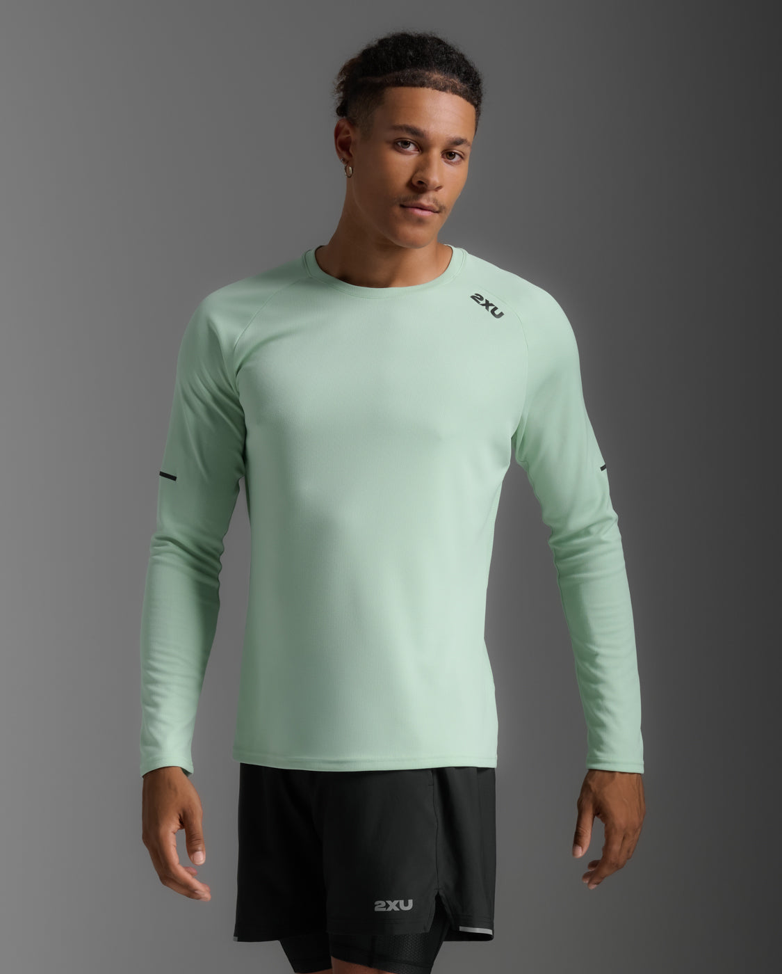 M Aero Long Sleeve 男士 暢跑防曬快乾長袖上衣 | 綠