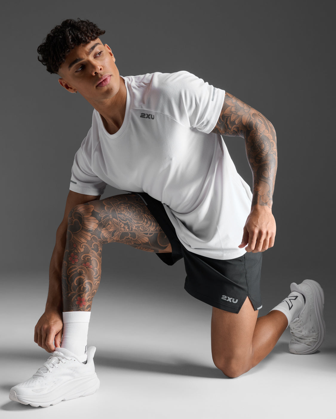 M Aero Tee 男士 輕盈吸濕排汗短袖運動T恤|白