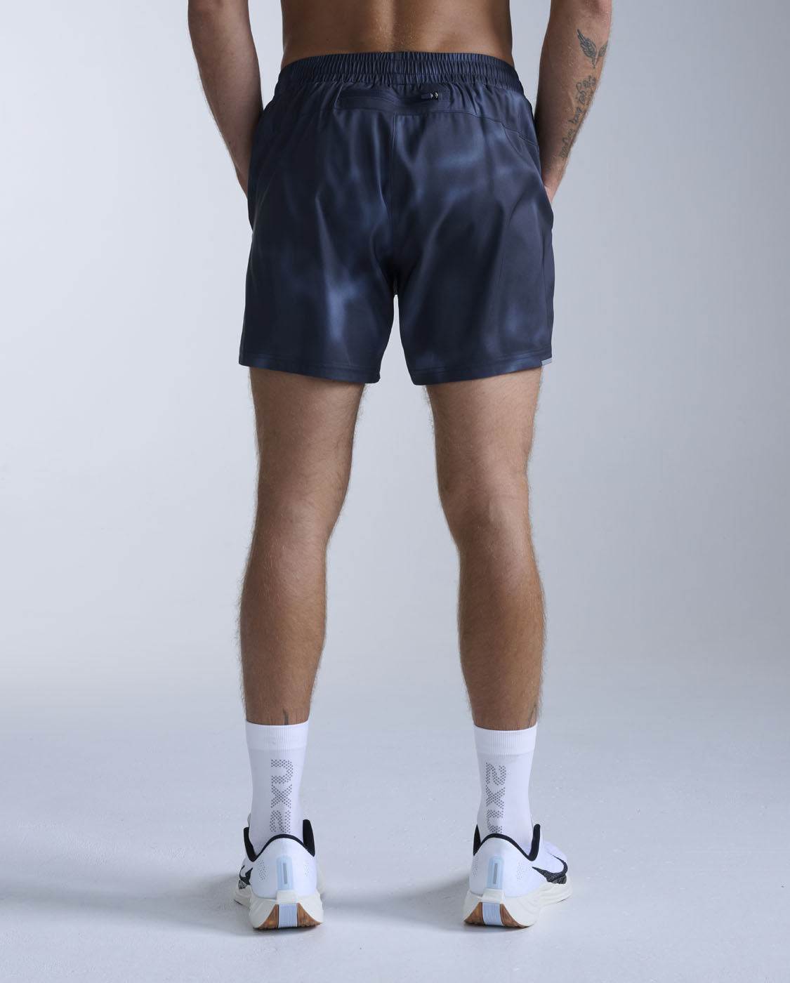 Aero 5 Inch Shorts 男士 輕盈疾速快乾5吋機能短褲|大理石紋