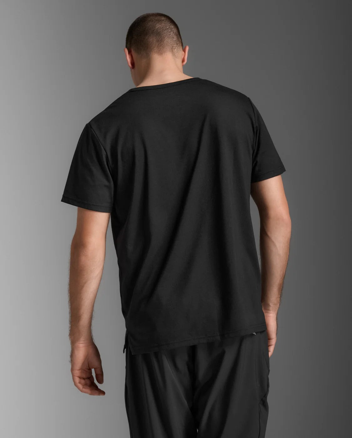 M Contender Tee 男士 挑戰者速乾機能短袖運動T恤|黑