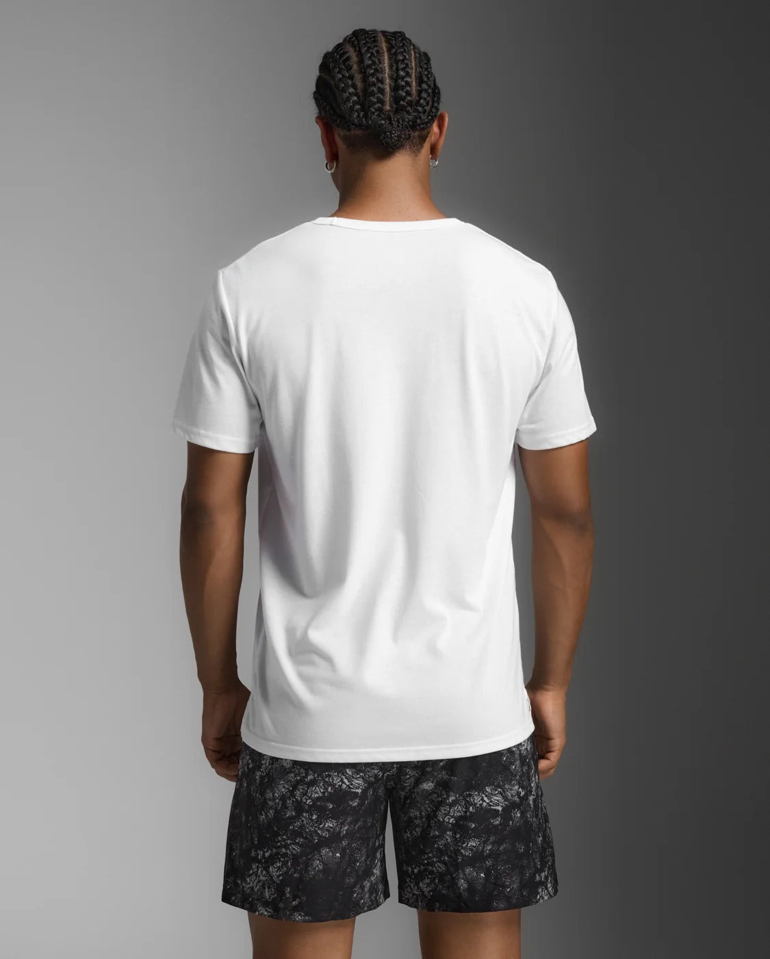 M Contender Tee 男士 挑戰者速乾機能短袖運動T恤|白