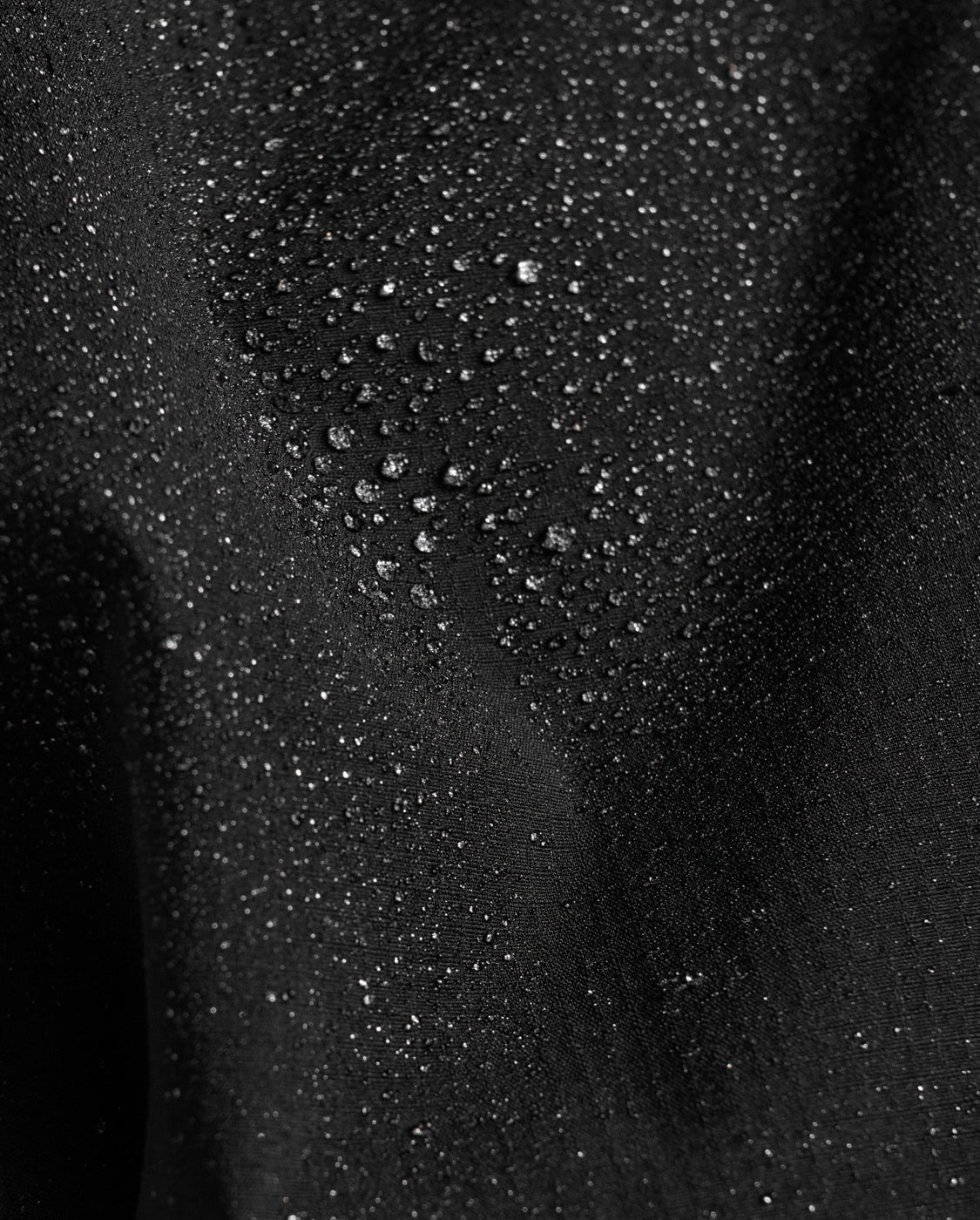 M Ignition Shield Waterproof Jacket 男士 防水保暖防護便攜收納全拉鍊連帽夾克|黑