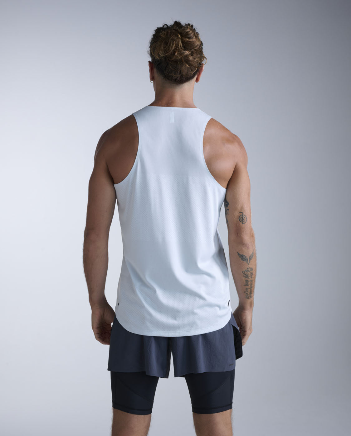 Light Speed Tech Singlet 男士 輕盈奔馳快乾運動背心|天藍