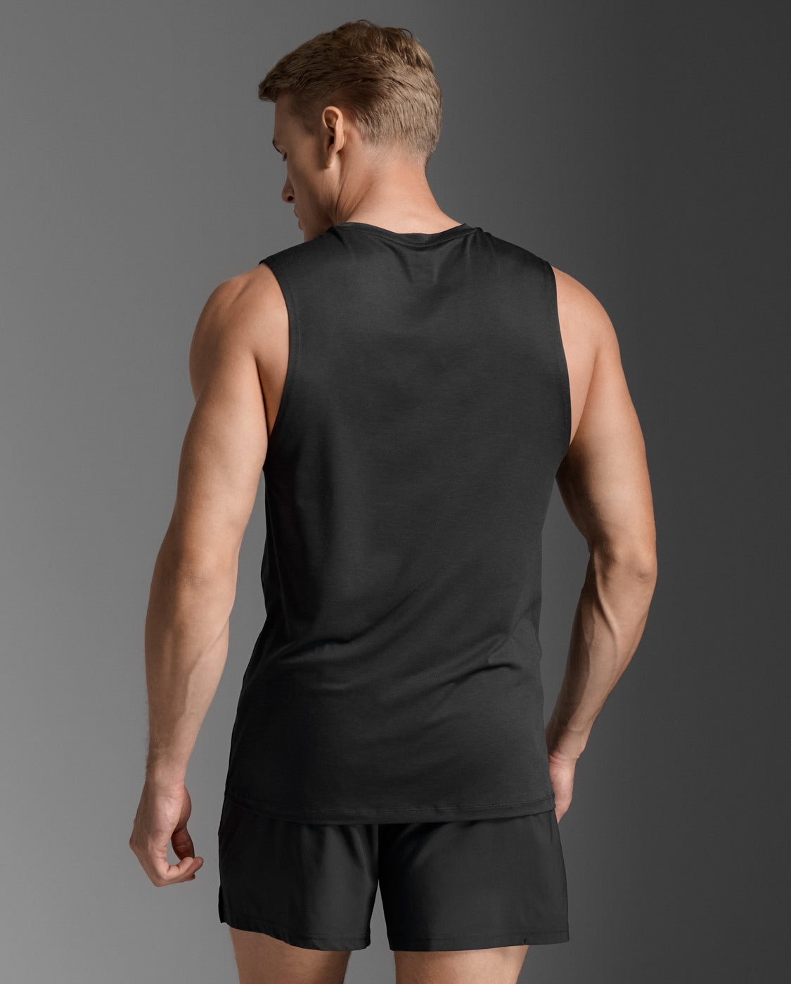 M Motion Soft Jersey Tank 男士 挑戰者輕盈乾爽機能訓練背心 | 黑