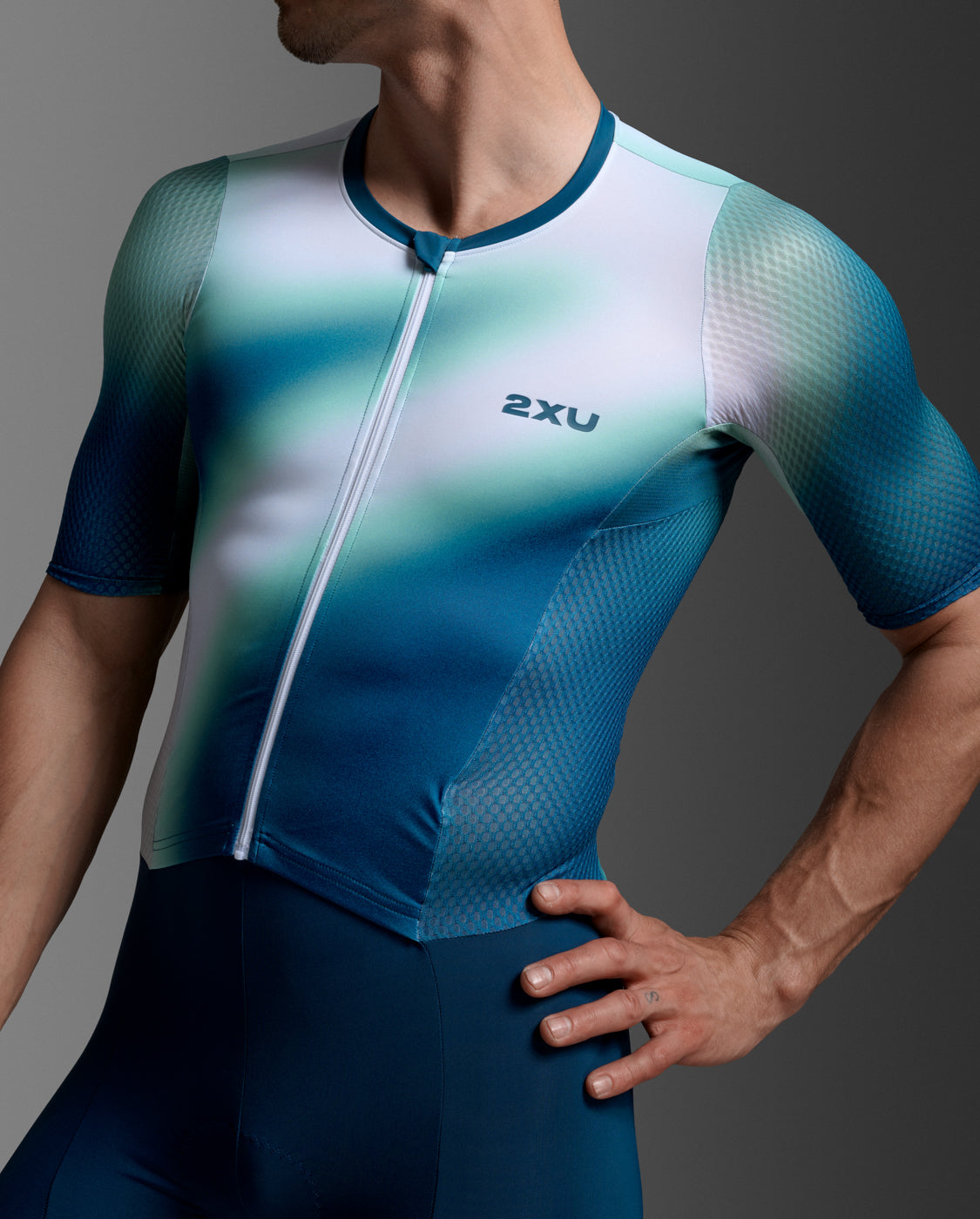 Aero Hex Sleeved Trisuit Men's Running Fluid Kinetic Athlete Combat Sleeved Triathlon Jacket | Midnight Blue