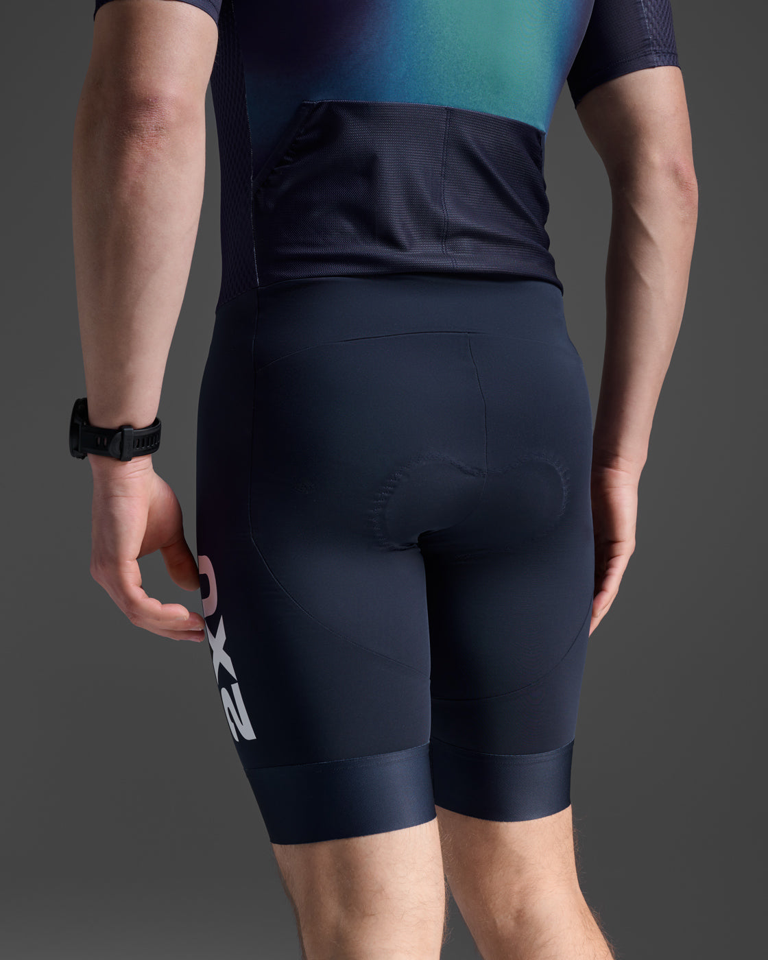 M Aero Hex Sleeved Trisuit 男士 暢跑流體動能選手實戰有袖連體三鐵衣|午夜藍