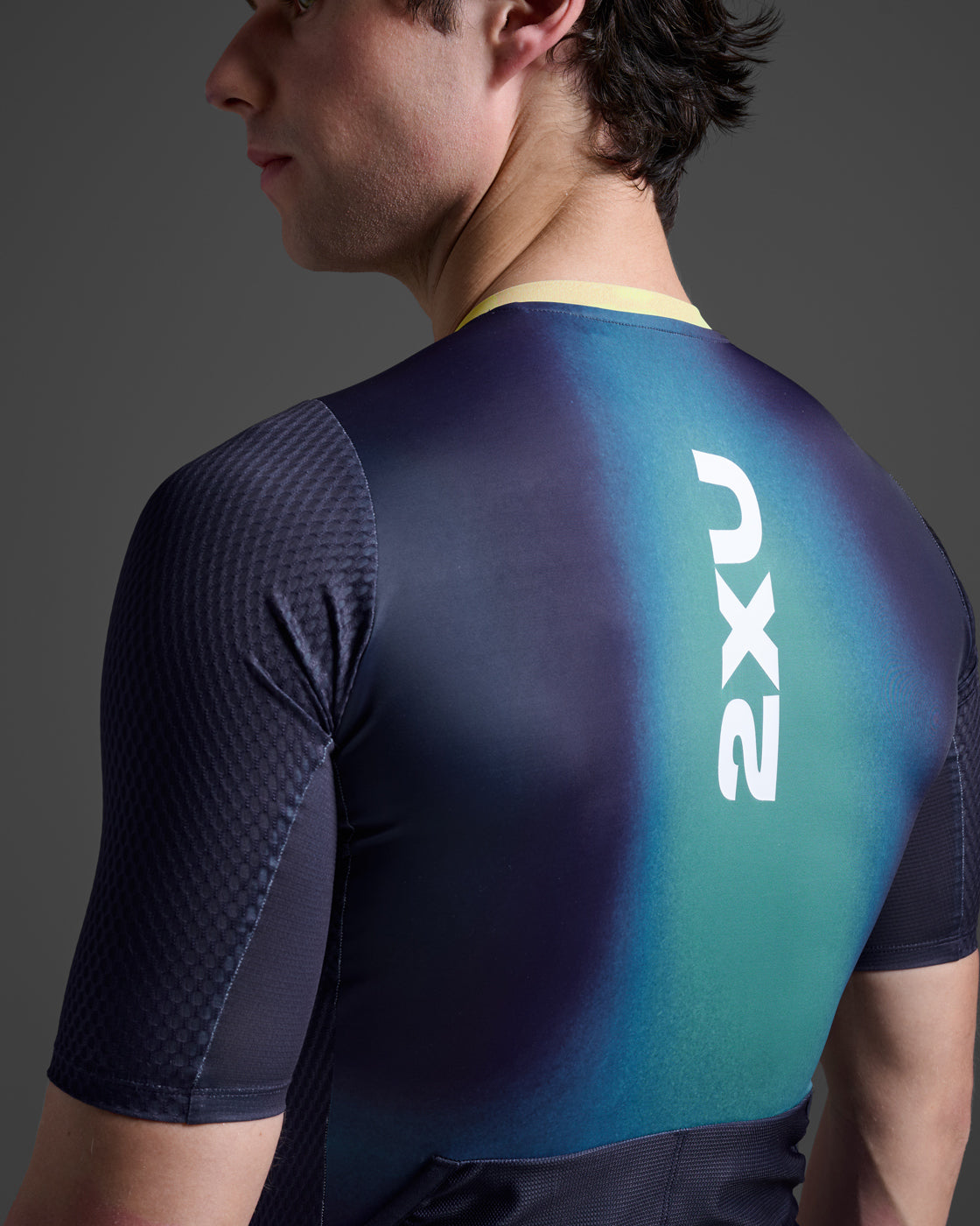M Aero Hex Sleeved Trisuit 男士 暢跑流體動能選手實戰有袖連體三鐵衣|午夜藍