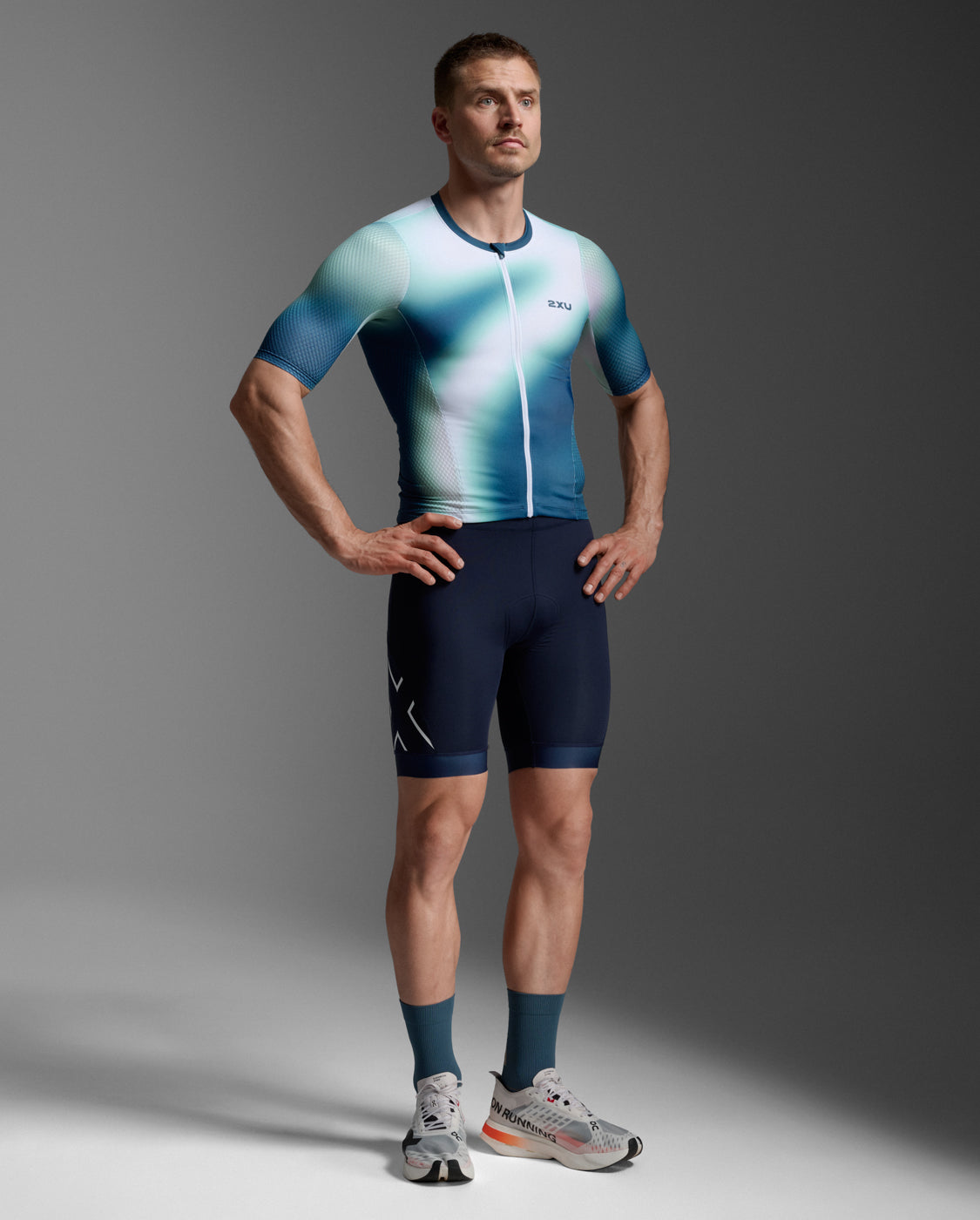 Core Tri 8 Inch Shorts Men's Triathlon Compression Shorts | Midnight Blue