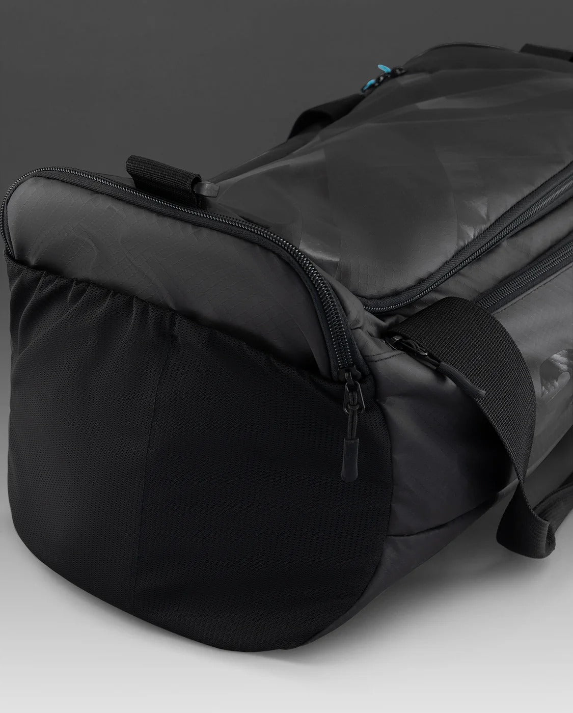 U Gym Bag 中性 大容量乾濕分離專業健身運動裝備包30L|黑
