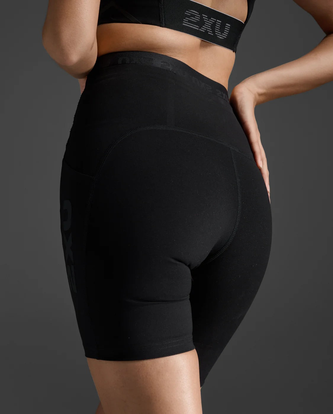 【限時優惠】W Form Stash Hi-Rise 6" Bike Short With Pockets 女士 高腰6吋抗起球口袋款自行車短褲|黑