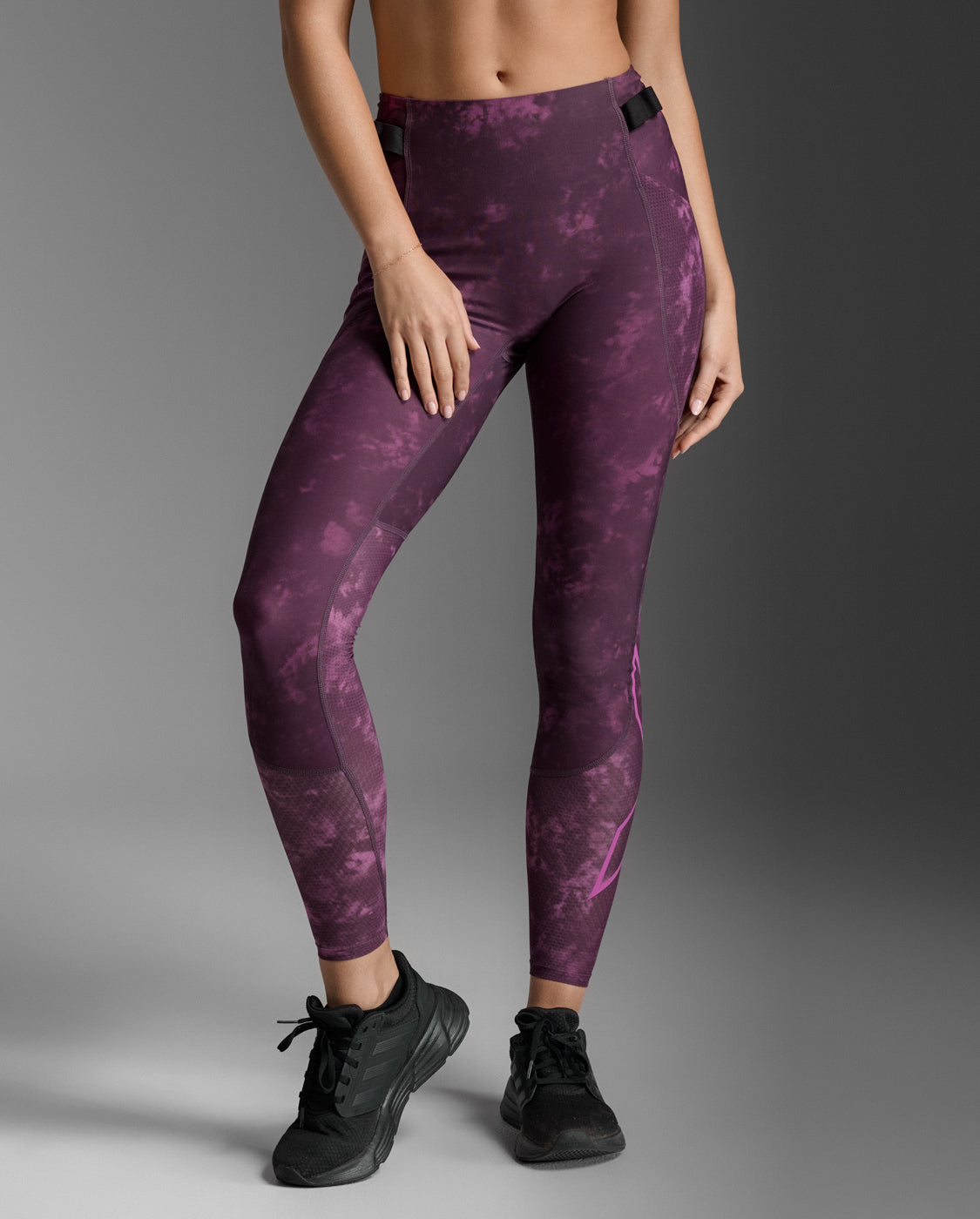 W Aero Mesh Hi-Rise Compression Tights 女士 暢跑高腰透氣多口袋機能壓縮褲|渲染紫