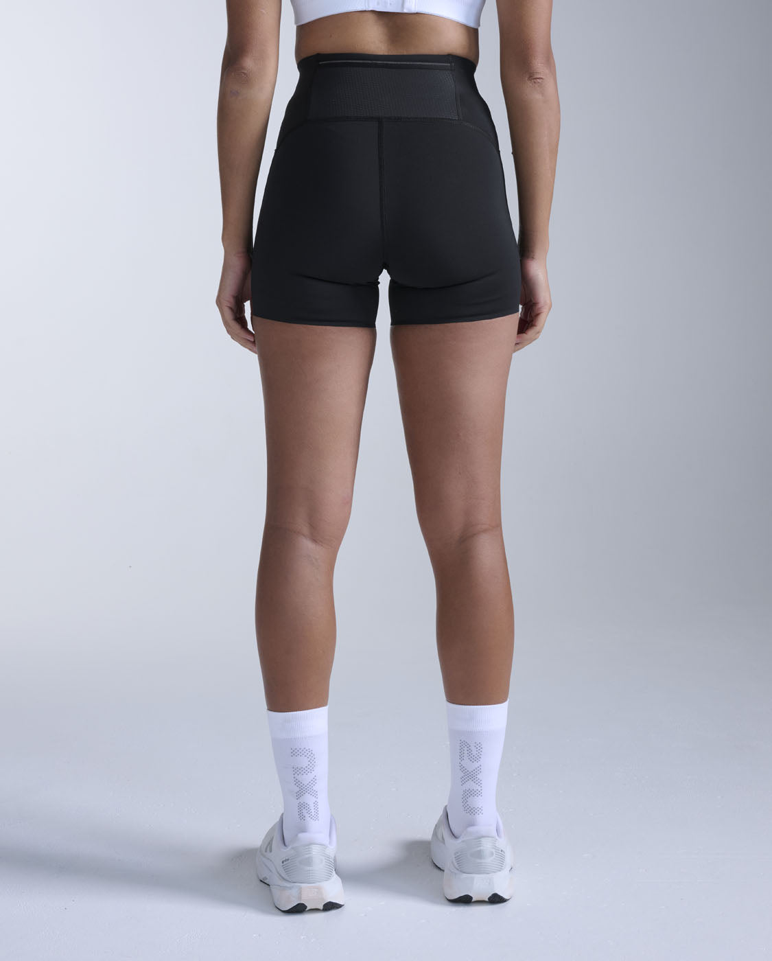 Aero Mesh Hi-Rise Compression 4In Shorts 女士 高腰壓縮 4 吋短褲|黑
