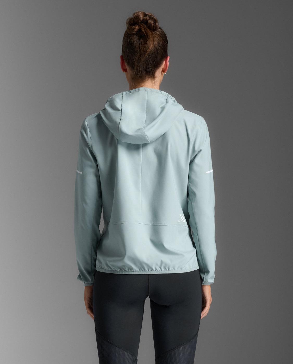 W Aero Jacket 女士 暢跑防風防潑水涼感機能外套 | 天藍