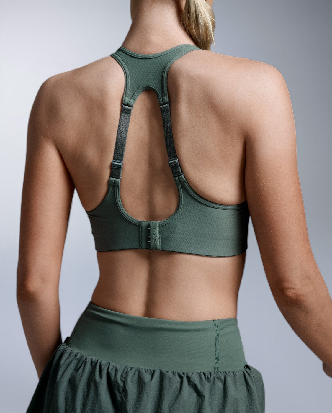 Aero Mesh Medium Impact Bra 女士 中度支撐運動內衣|橄欖葉綠