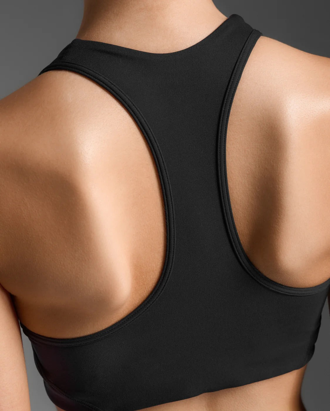 W Form Racerback Medium Impact Bra 女士 吸濕排汗工字背中度支撐U型運動內衣|黑