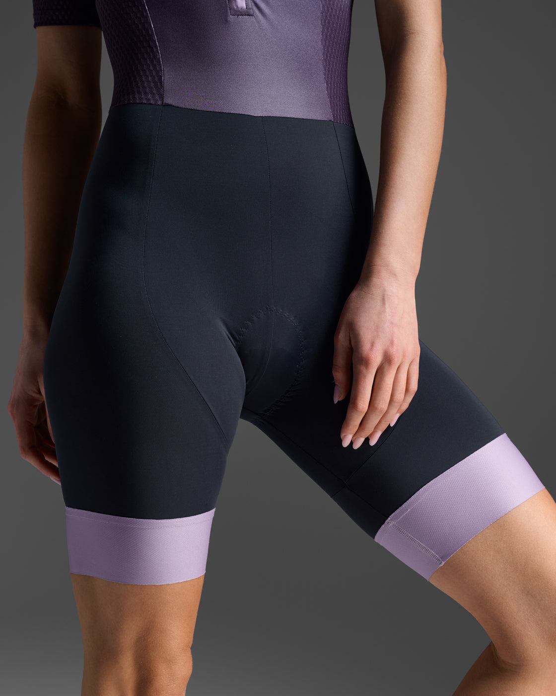 W Aero Hex Sleeved Trisuit 女士 暢跑流體動能選手實戰有袖連體三鐵衣|午夜藍