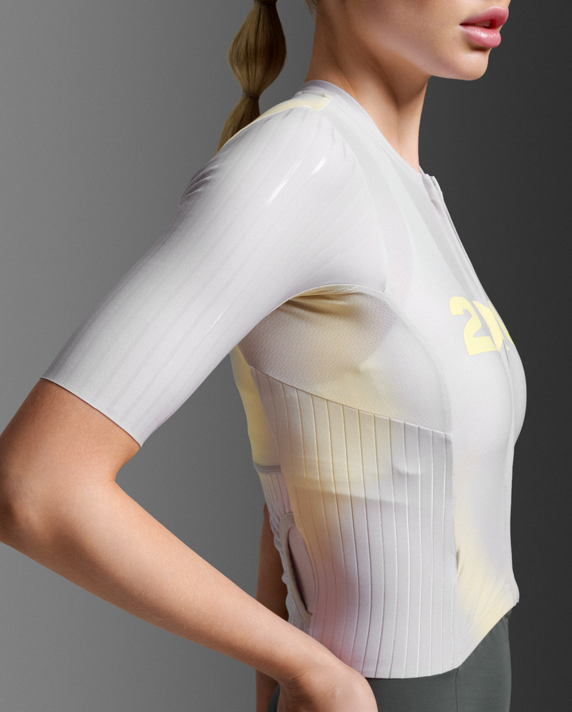 Light Speed React Trisuit 女士 輕盈奔馳進階選手實戰有袖連體三鐵衣|檸檬黃/深灰藍