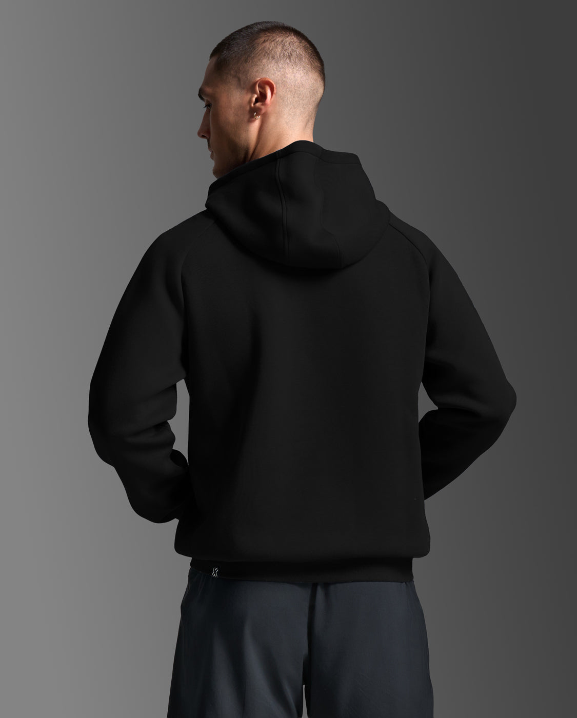 M Motion Smooth Spacer Hoodie 男士 挑戰者輕盈速乾排汗保暖連帽上衣｜黑