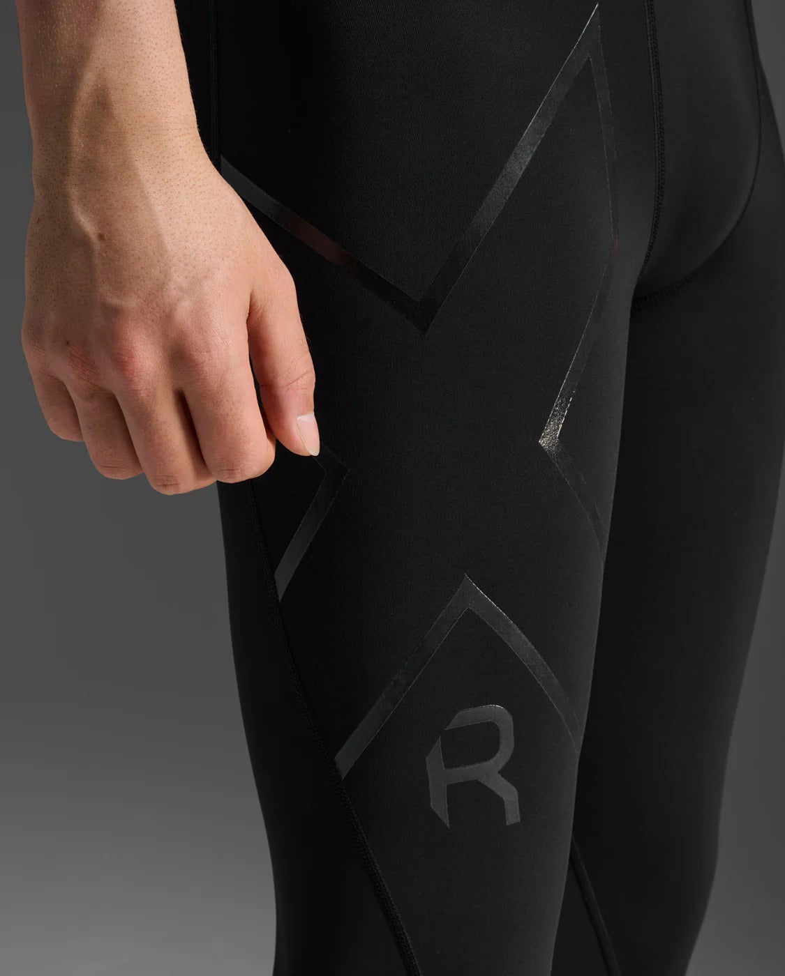 M Refresh Recovery Compression Tights 男士 全長肌能恢復壓縮褲 | 黑