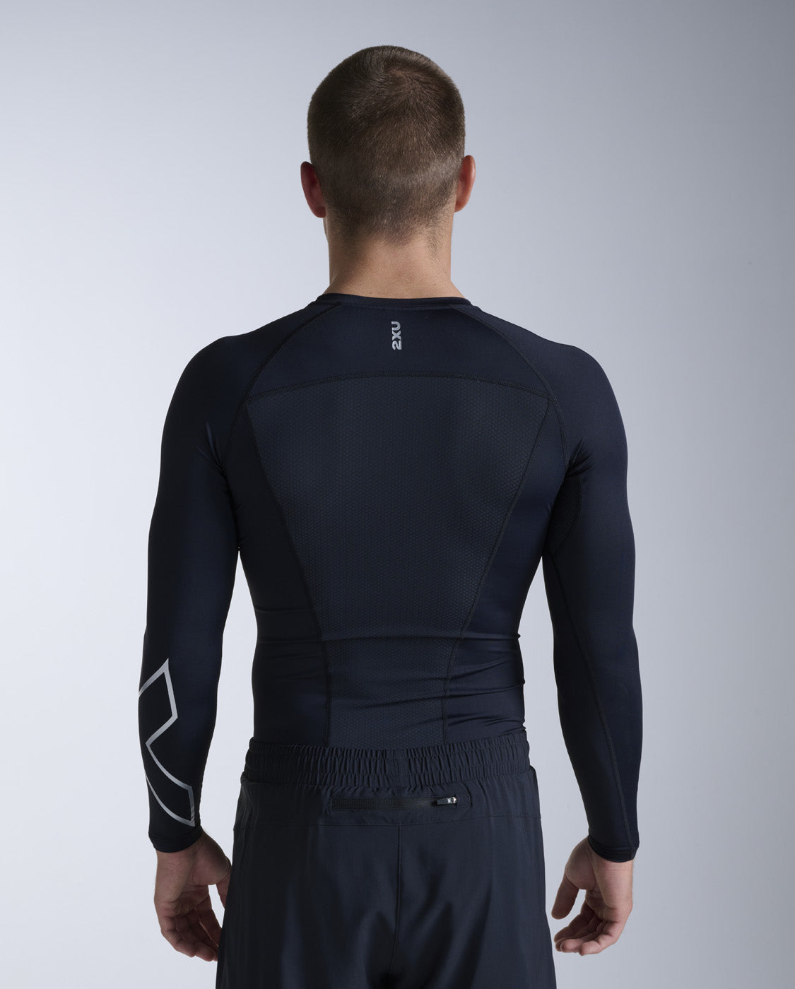 Core Compression Long Sleeve 男士 壓縮長袖上衣｜黑/銀
