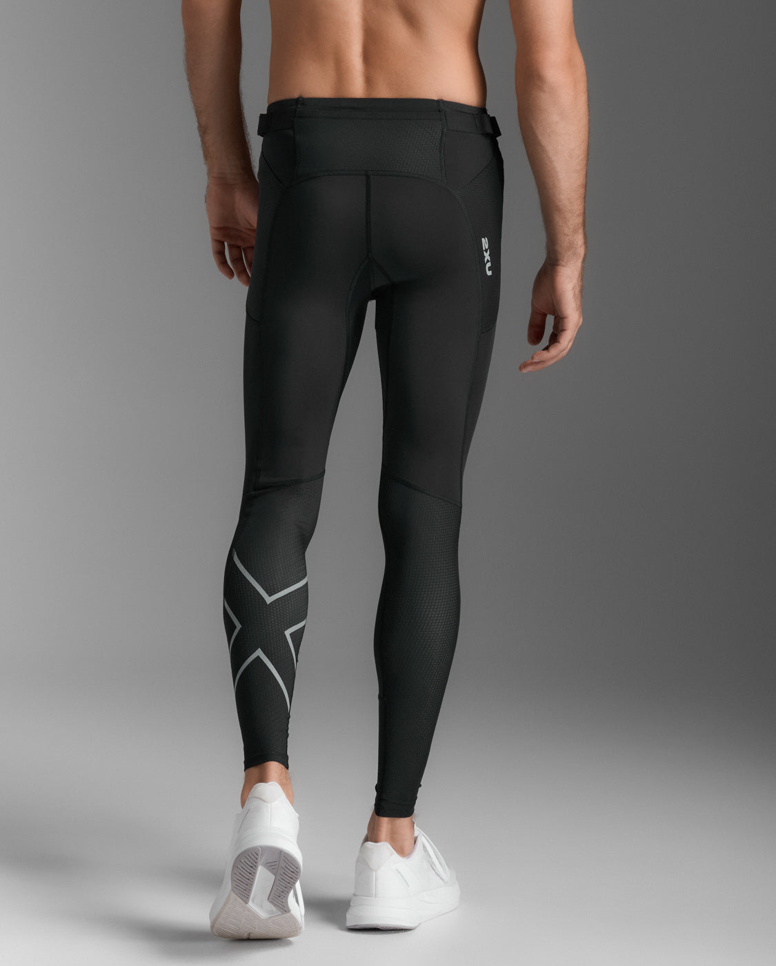 M Aero Mesh Compression Tights 男士 全長暢跑透氣多收納口袋訓練壓縮褲｜黑