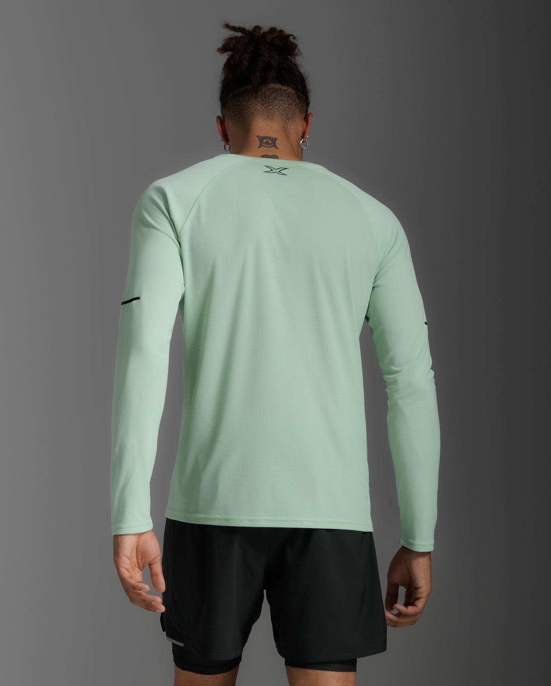 M Aero Long Sleeve 男士 暢跑防曬快乾長袖上衣 | 綠