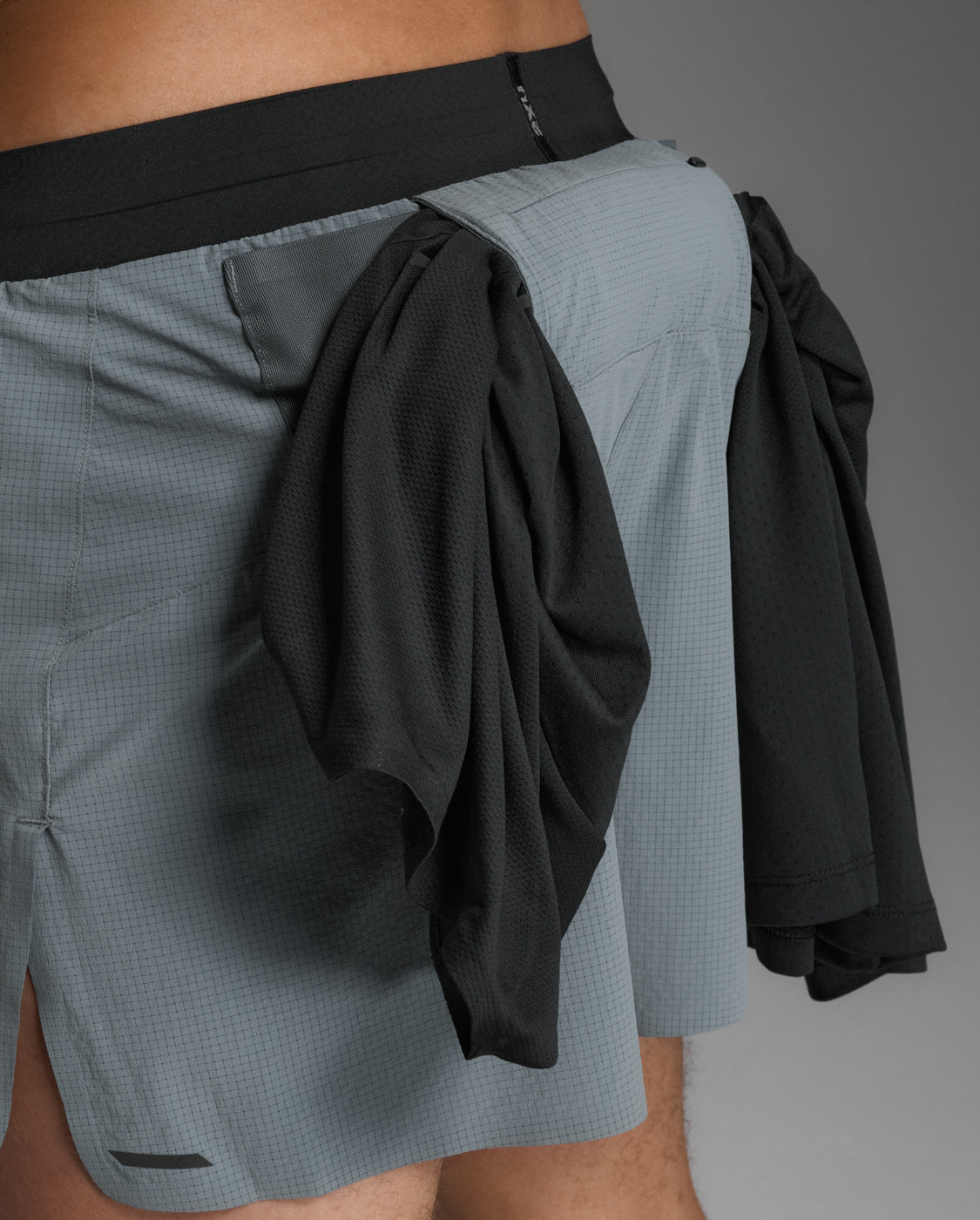 Light Speed Stash 5 Inch Short 男士 輕盈奔馳5吋收納訓練運動短褲｜淺灰