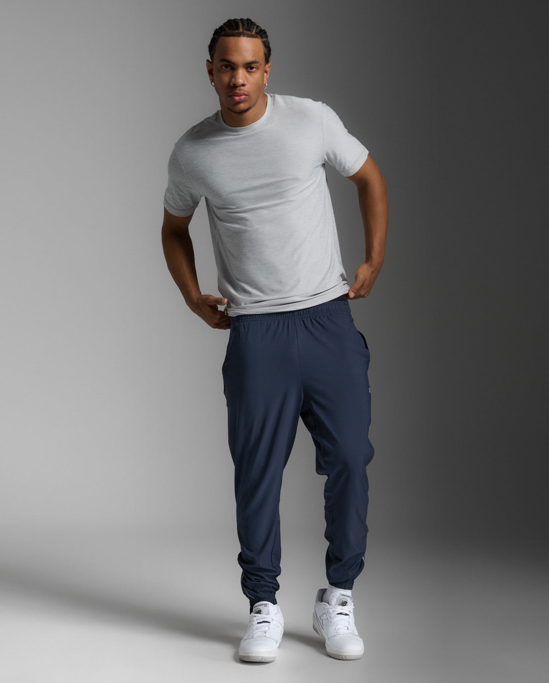 M Aero Woven Jogger 男士 輕盈舒適快乾涼感訓練長褲 | 午夜藍
