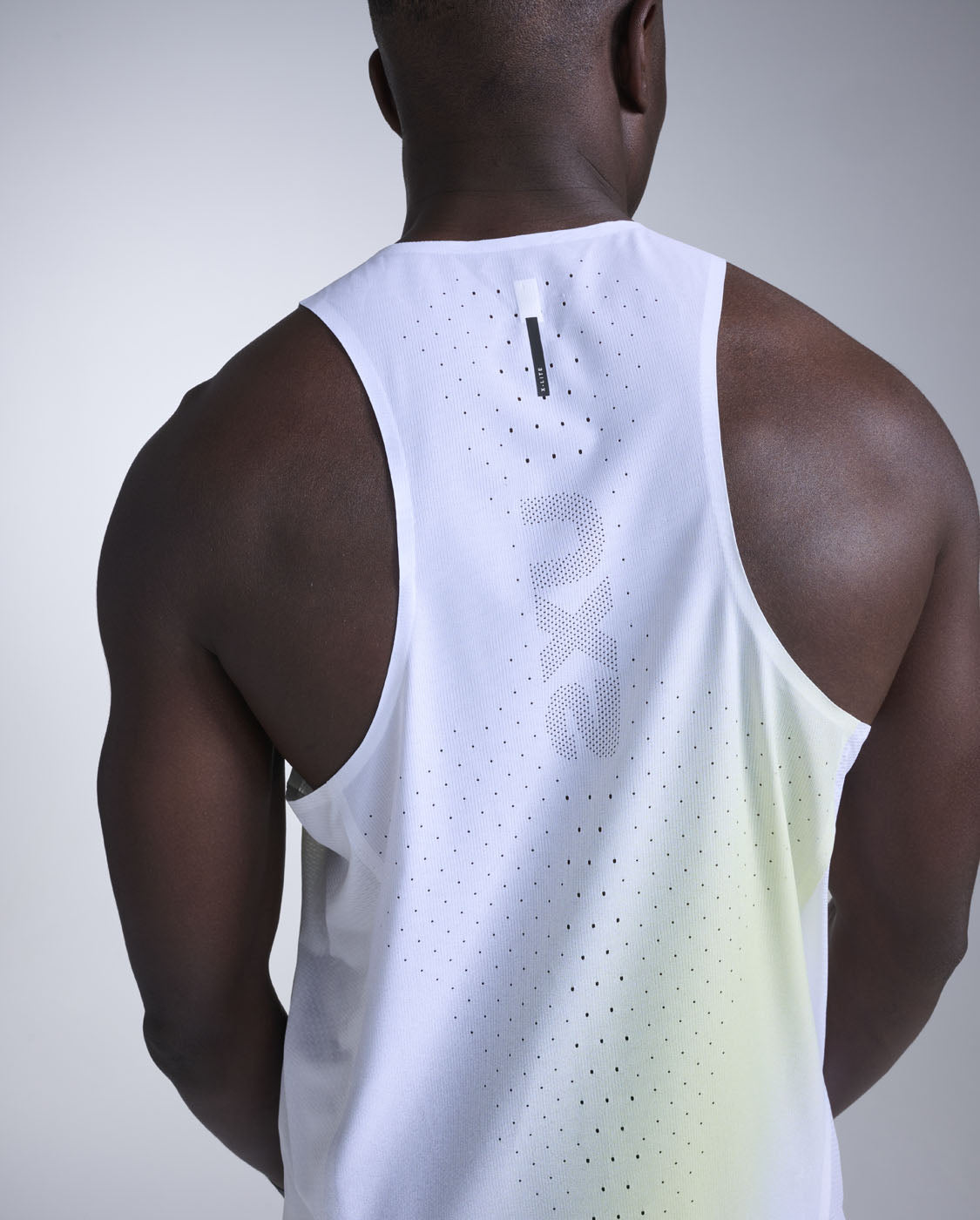 Light Speed React Singlet 男士 輕盈奔馳進階乾爽科技運動背心｜抹茶色