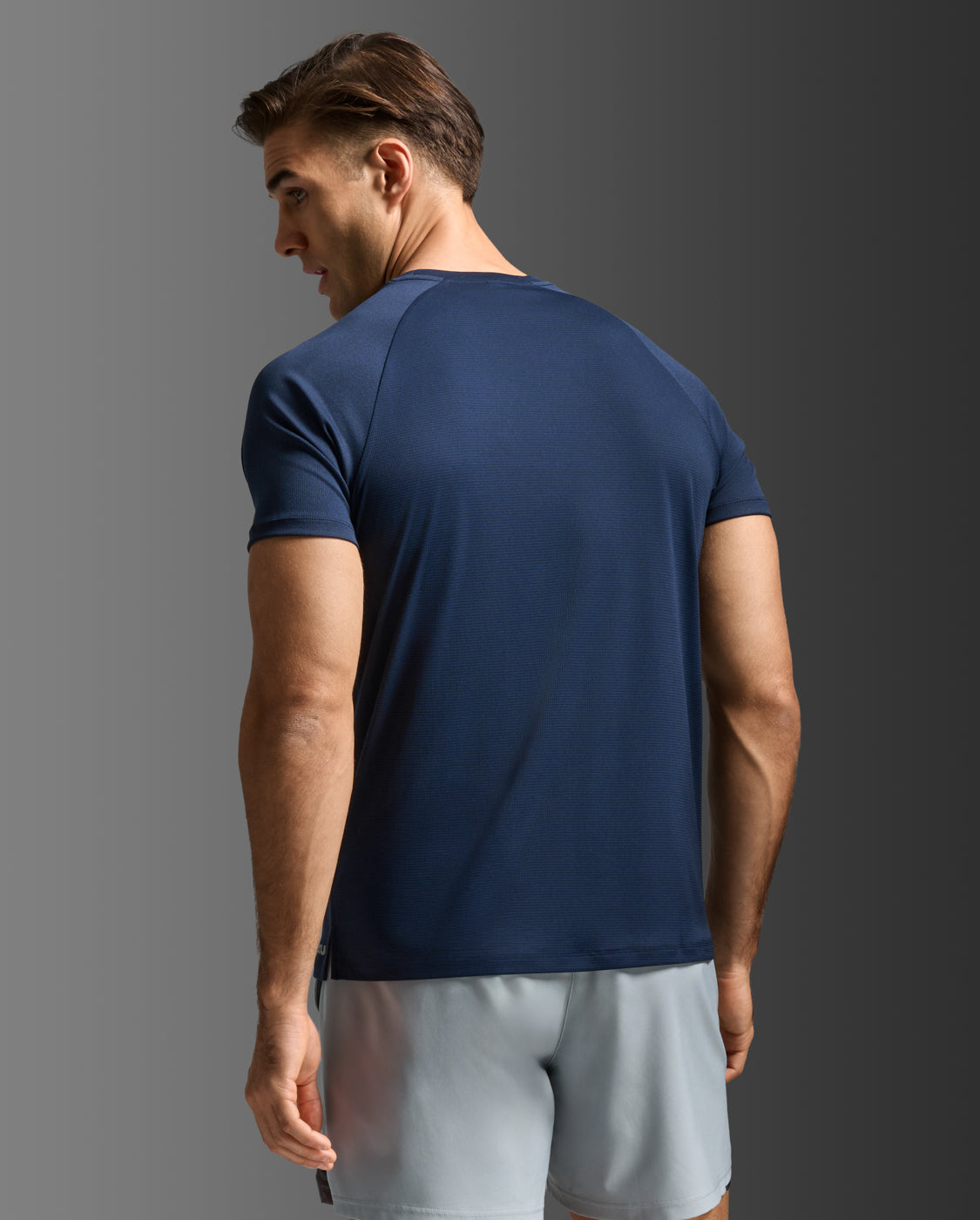 Aero Mesh Tee 男士 運動短袖上衣｜深藍