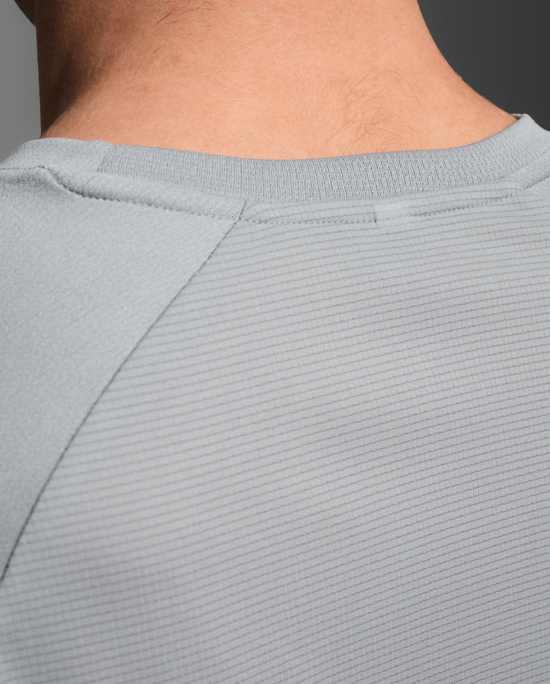 Aero Mesh Tee 男士 運動短袖上衣｜淺灰