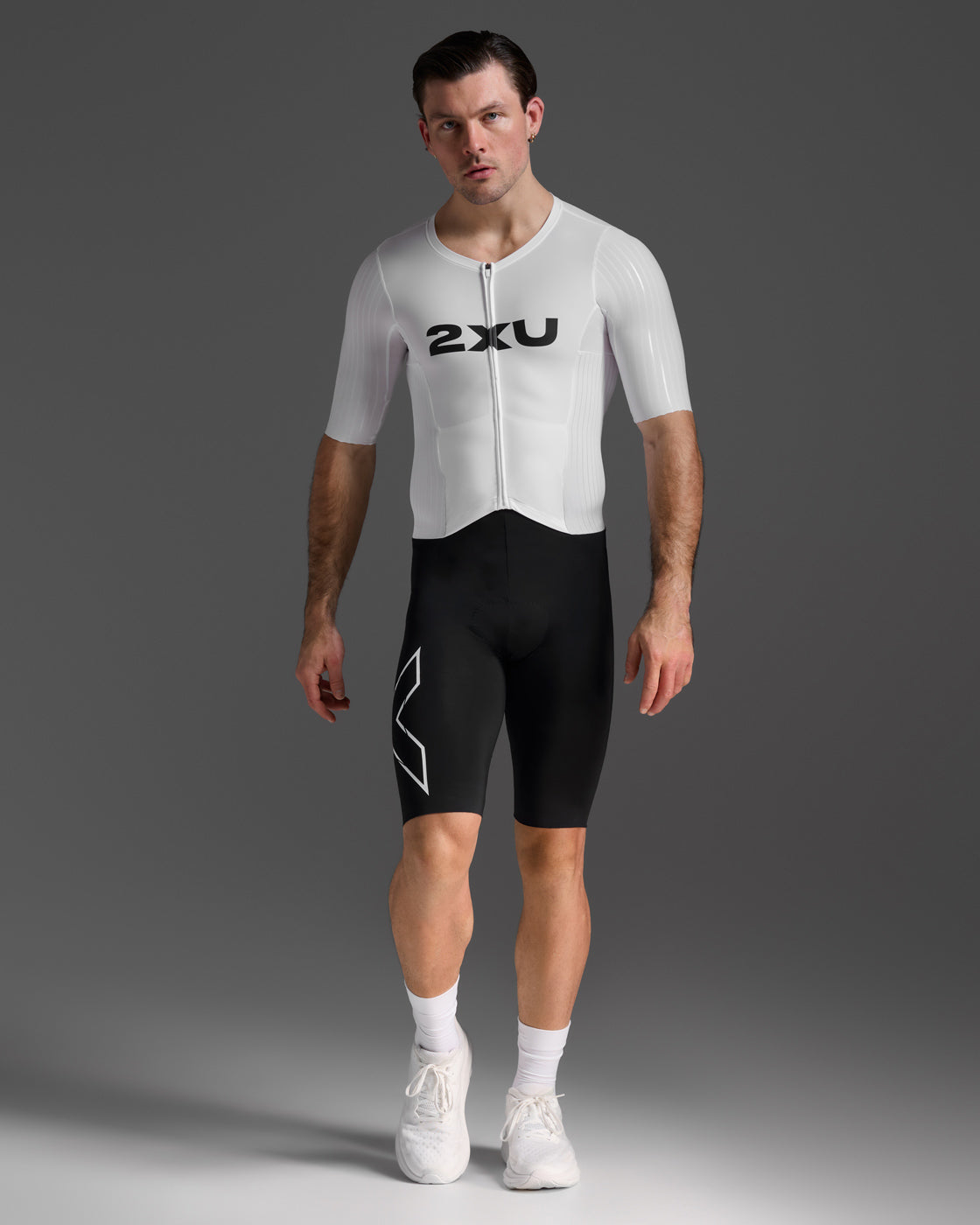 M Light Speed React Sleeved Trisuit 男士 輕盈奔馳進階選手實戰有袖連體三鐵衣｜白/黑