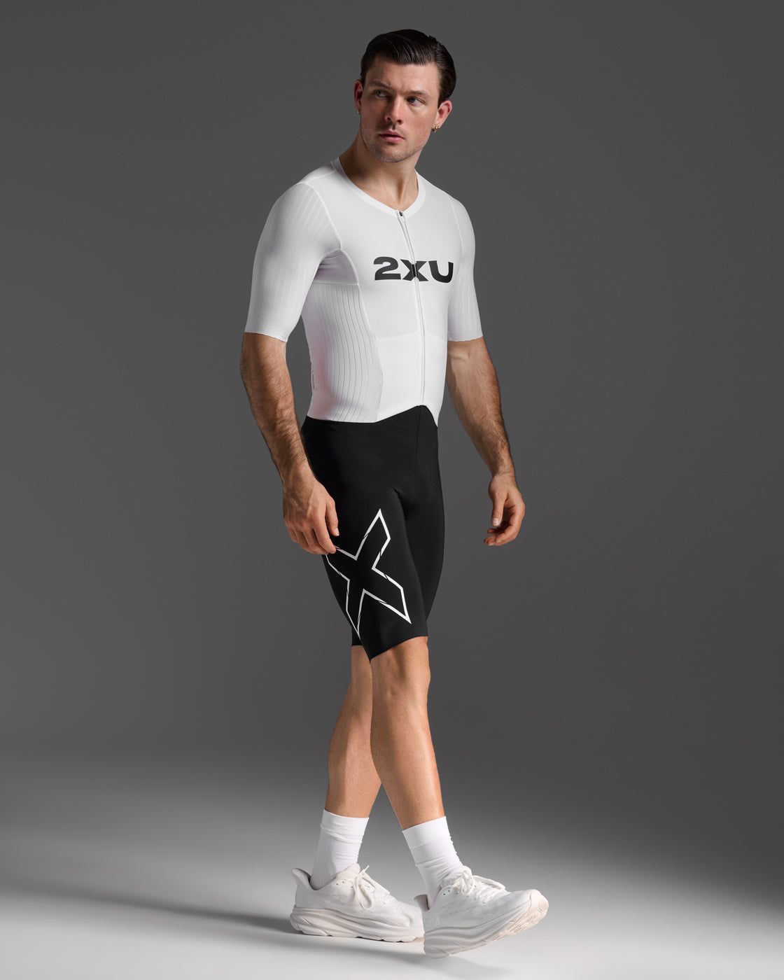 M Light Speed React Sleeved Trisuit 男士 輕盈奔馳進階選手實戰有袖連體三鐵衣｜白/黑