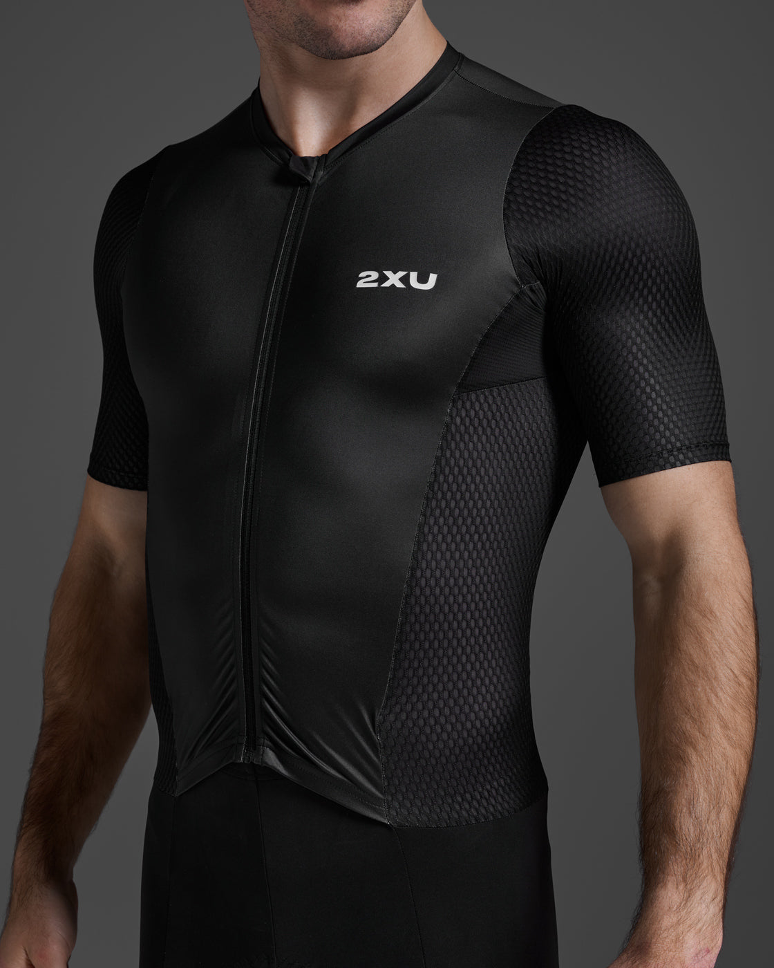 Aero Hex Sleeved Trisuit 男士 暢跑流體動能選手實戰有袖連體三鐵衣｜黑