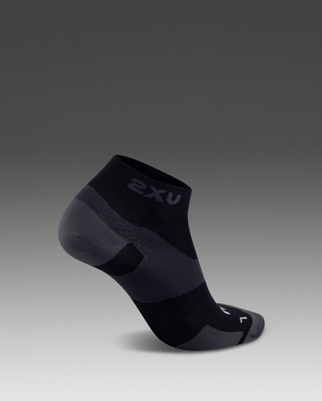 U Vectr Ultralight 1/4 Crew Compression Socks 中性 進階支撐輕盈1/4壓縮襪｜黑