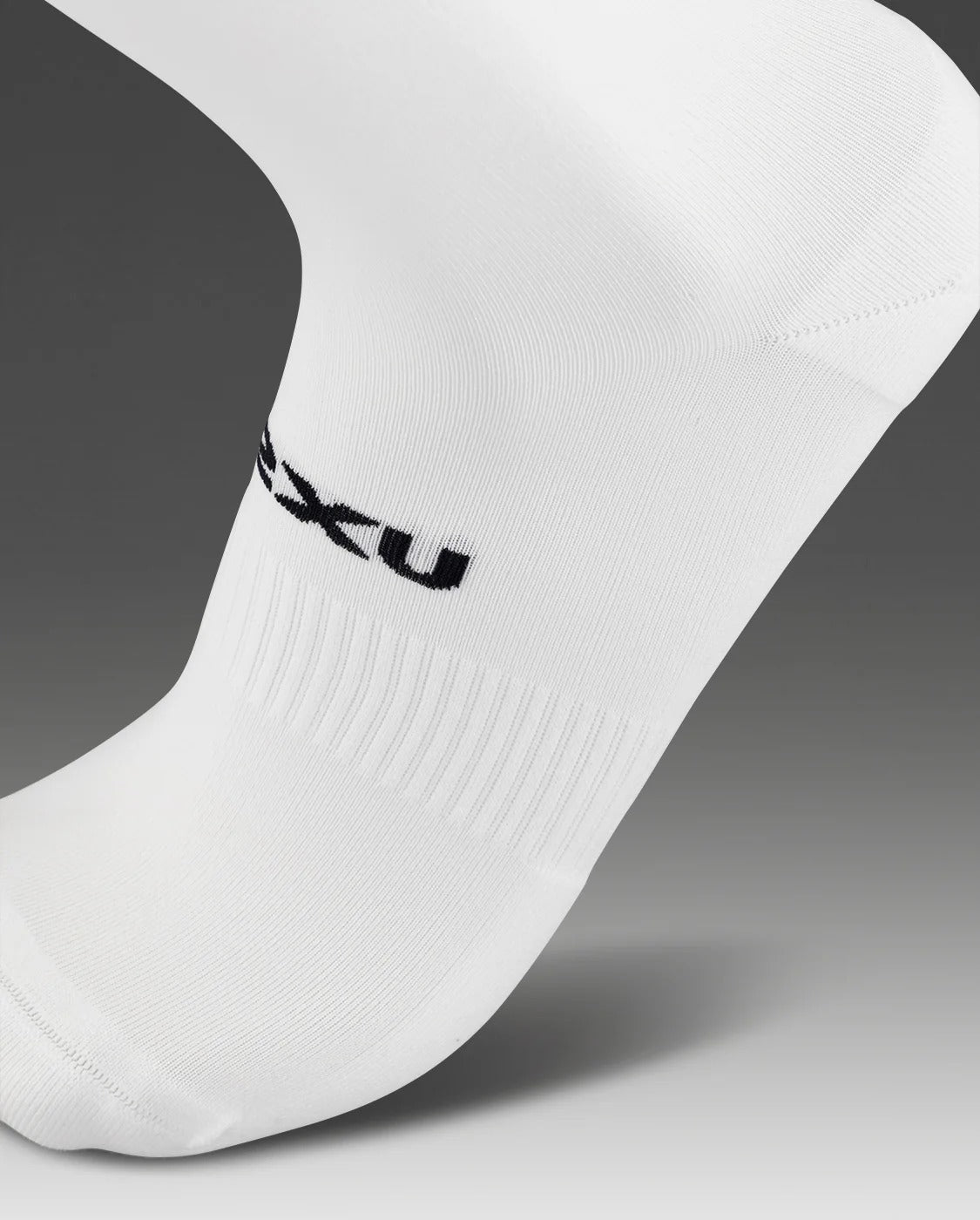 U Crew Socks 3 Pack 中性 緩衝防護吸濕快乾中筒襪3入組｜白