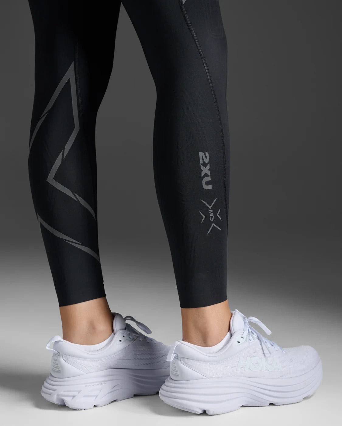 W Light Speed Mid-Rise Compression Tights 女士 全長中腰輕盈奔馳壓縮褲｜黑