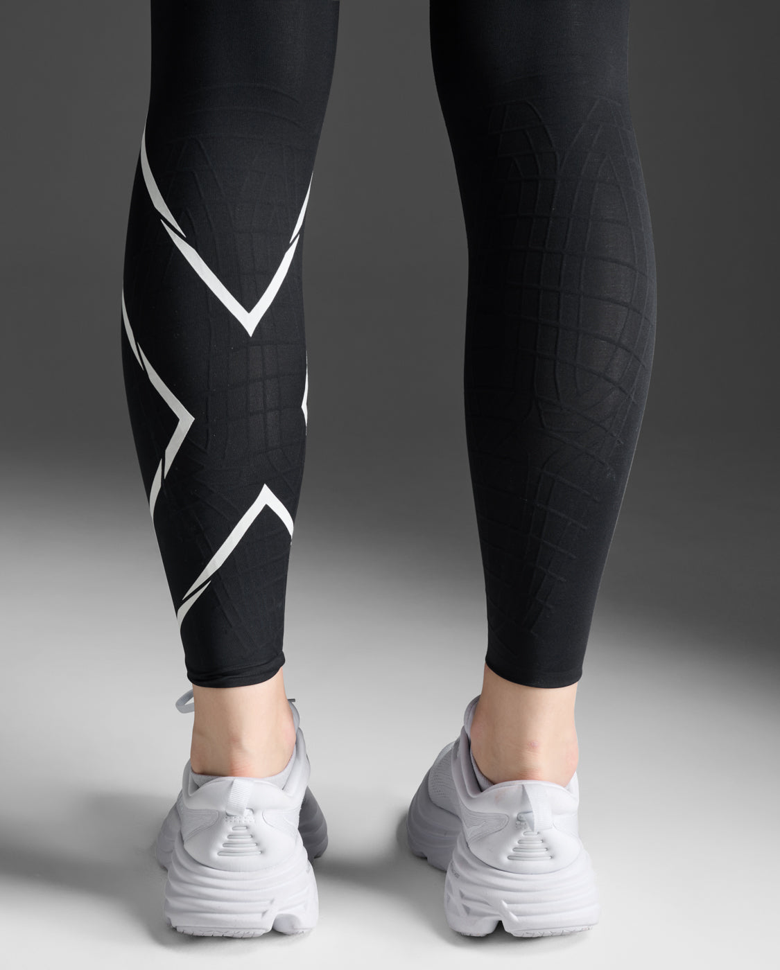 Light Speed React Hi-Rise Compression Tights 女士 全長中腰機能口袋輕盈奔馳壓MCS壓縮褲｜黑