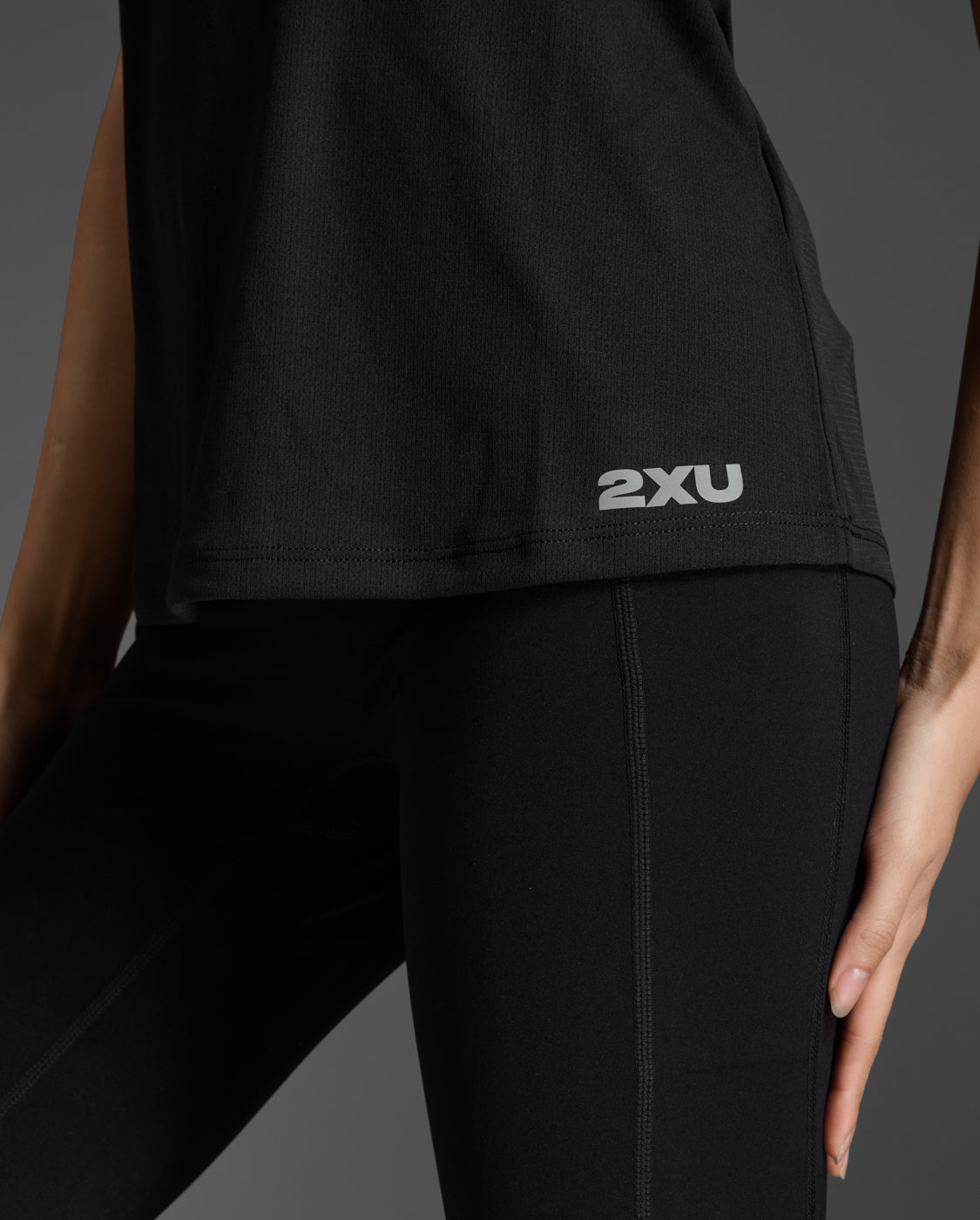 W Aero Singlet 女士 暢跑吸濕快乾機能運動背心 | 黑