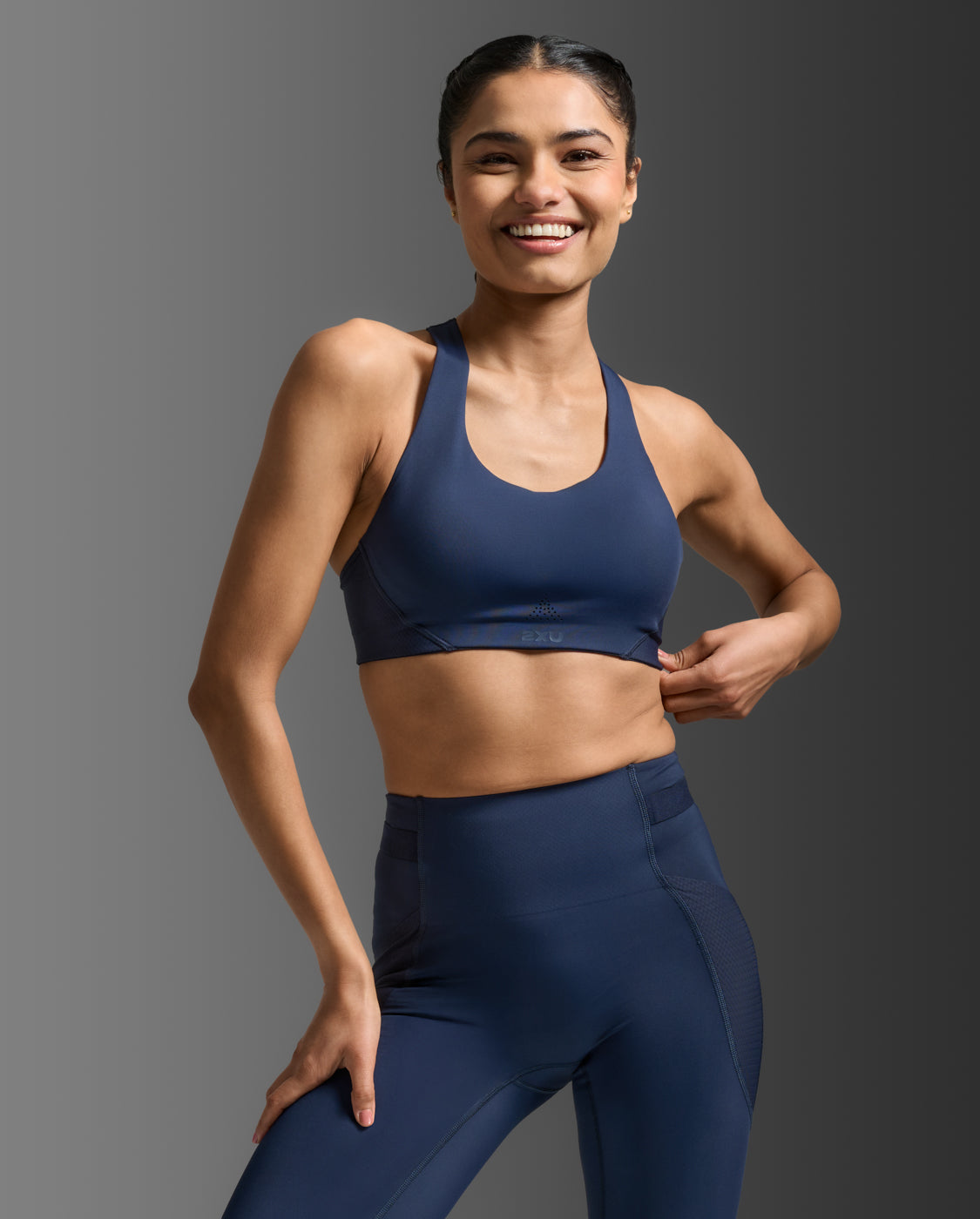 Aero Mesh Medium Impact Bra 女士 中度支撐運動內衣｜午夜藍