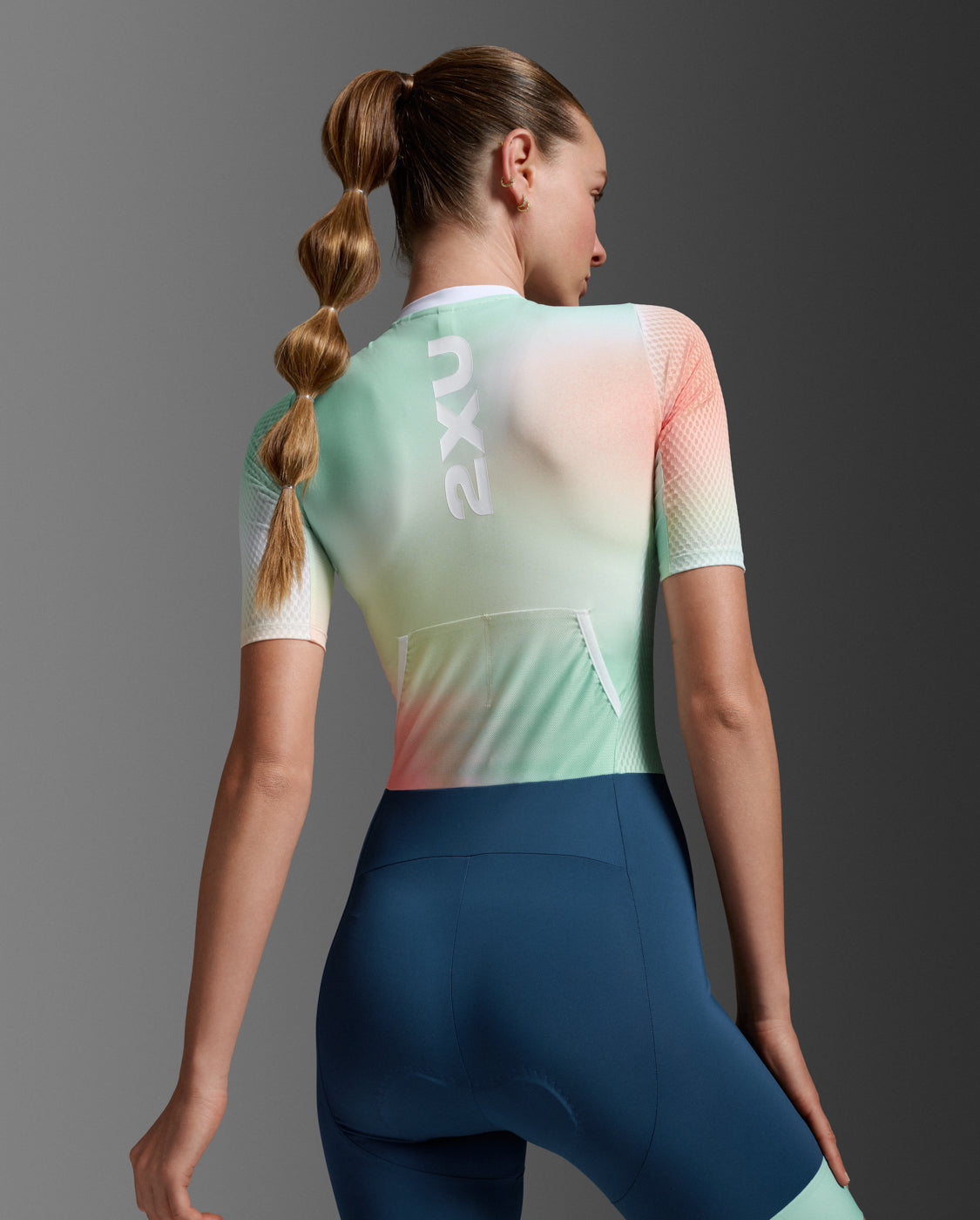Aero Hex Sleeved Trisuit 女士 暢跑流體動能選手實戰有袖連體三鐵衣｜粉橘/綠