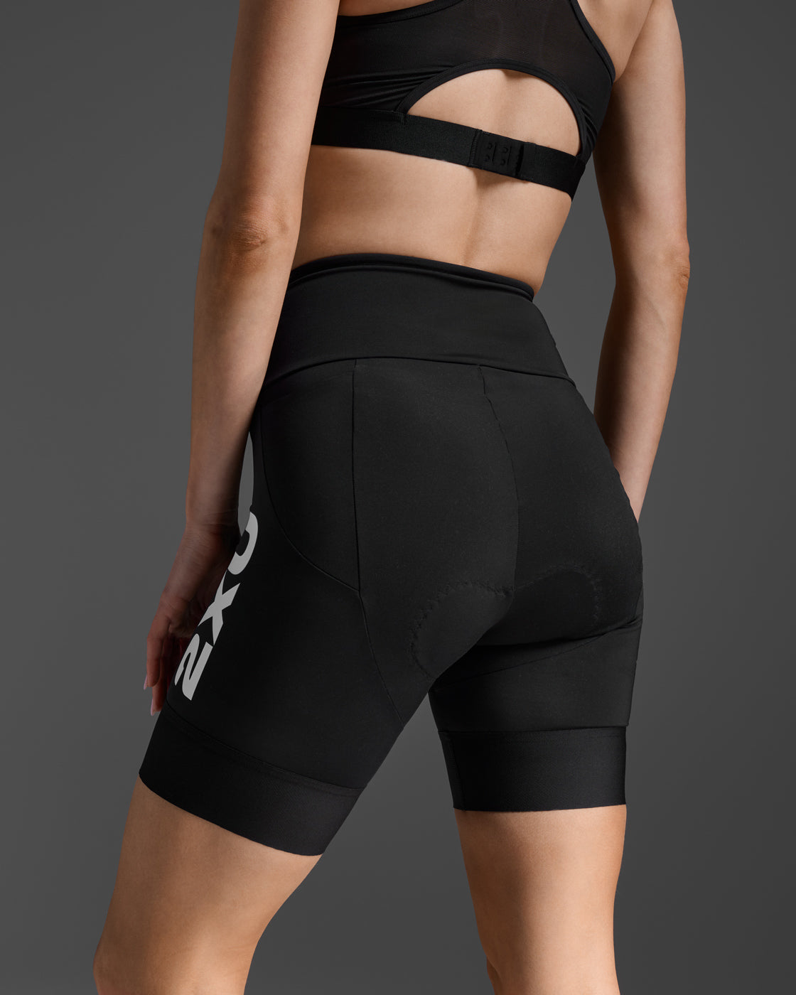 Aero Tri 7 Inch Shorts Women's 7-inch Triathlon Compression Shorts | Black